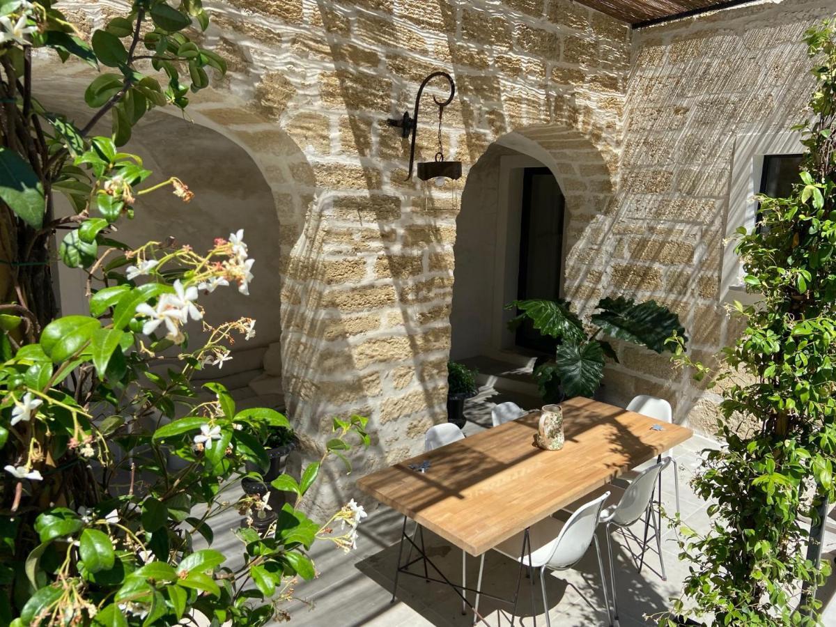 Bed and Breakfast La Cour St Siffret- Uzès à Saint-Siffret Extérieur photo